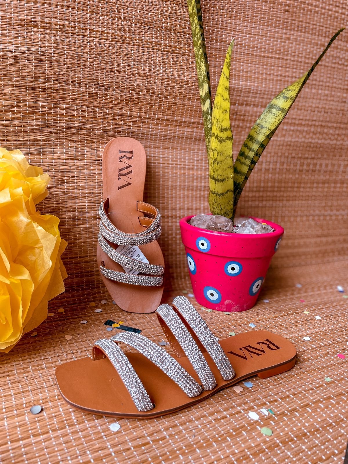 Tamanco Feminino Strass Raya CHF8011 Prata