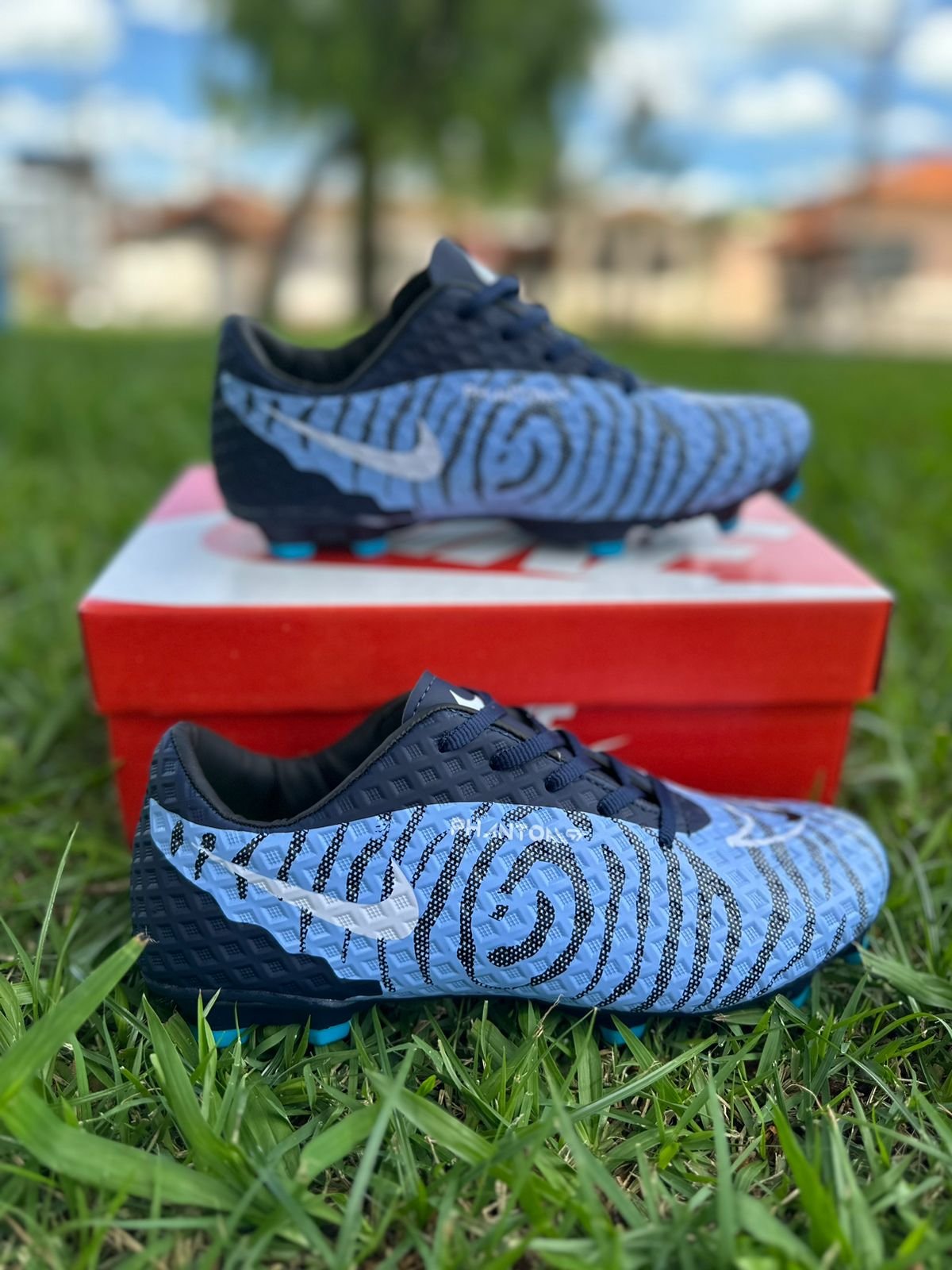 Chuteira Campo Phanton Masculino Nike Azul - Image 4