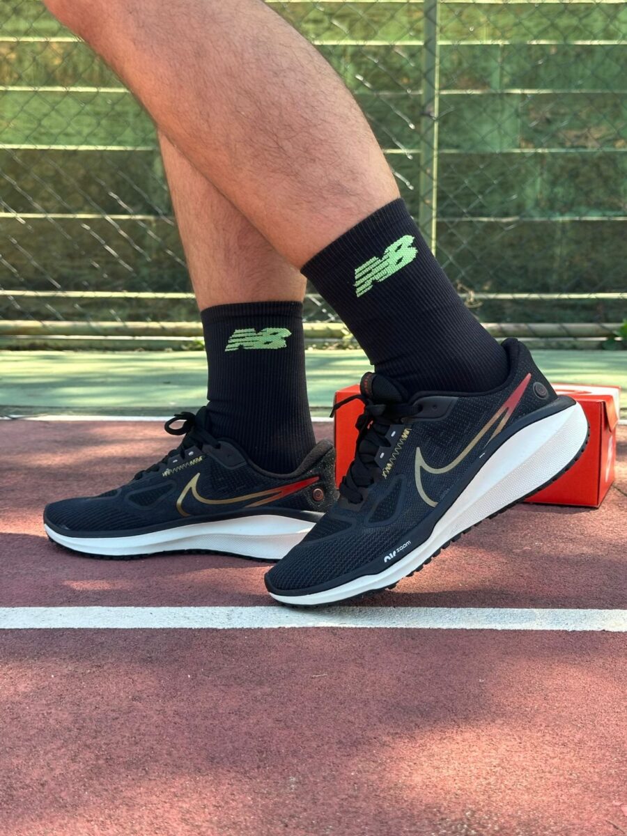 Tenis Vomero 17 Masculino Preto - Image 2