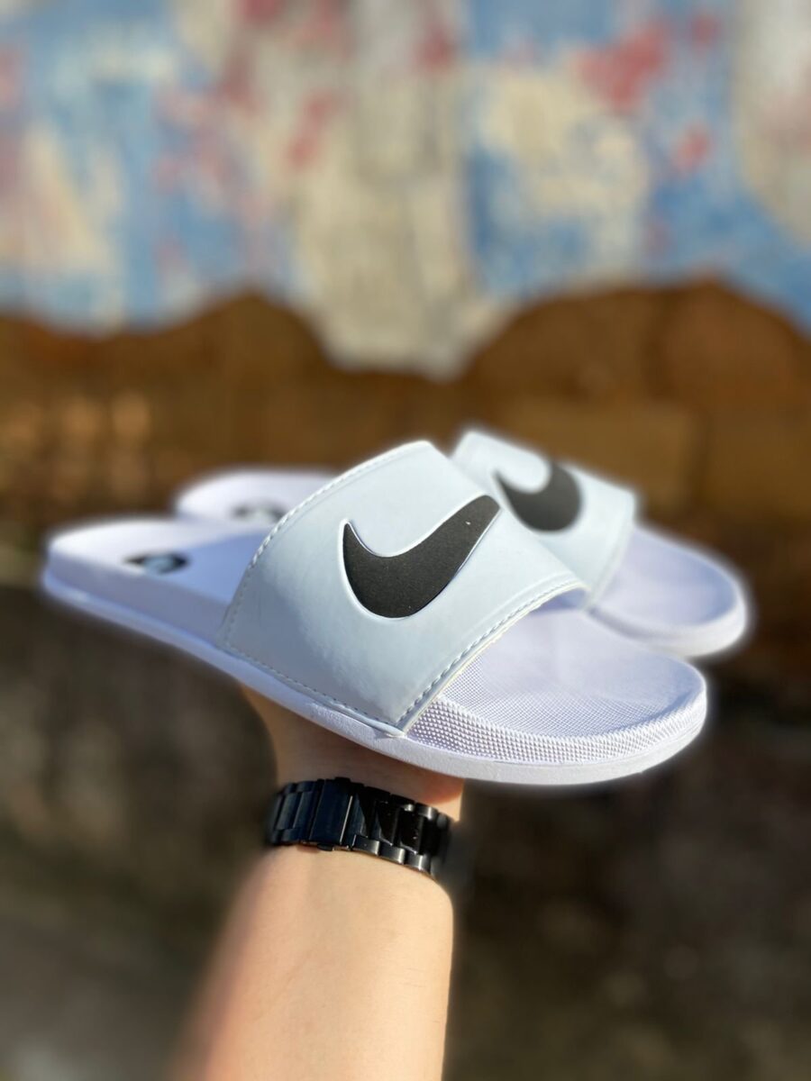Chinelo Slide Nike Masculino Simbolo Branco/Preto - Image 2