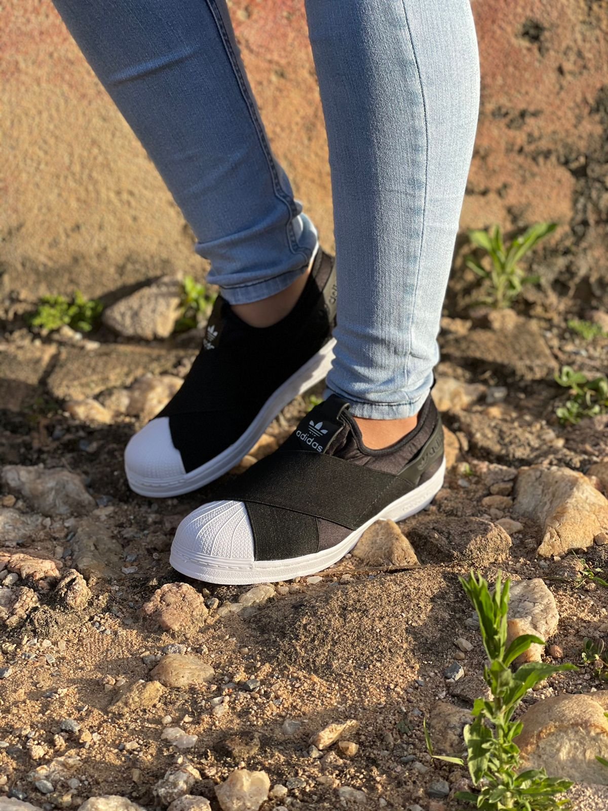 Tênis Slip On Feminino Adidas Preto - Image 3