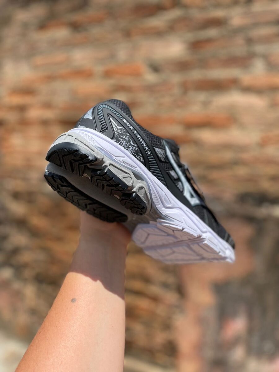 Tênis Wave Nirvana 9 Masculino Mizuno Preto - Image 3