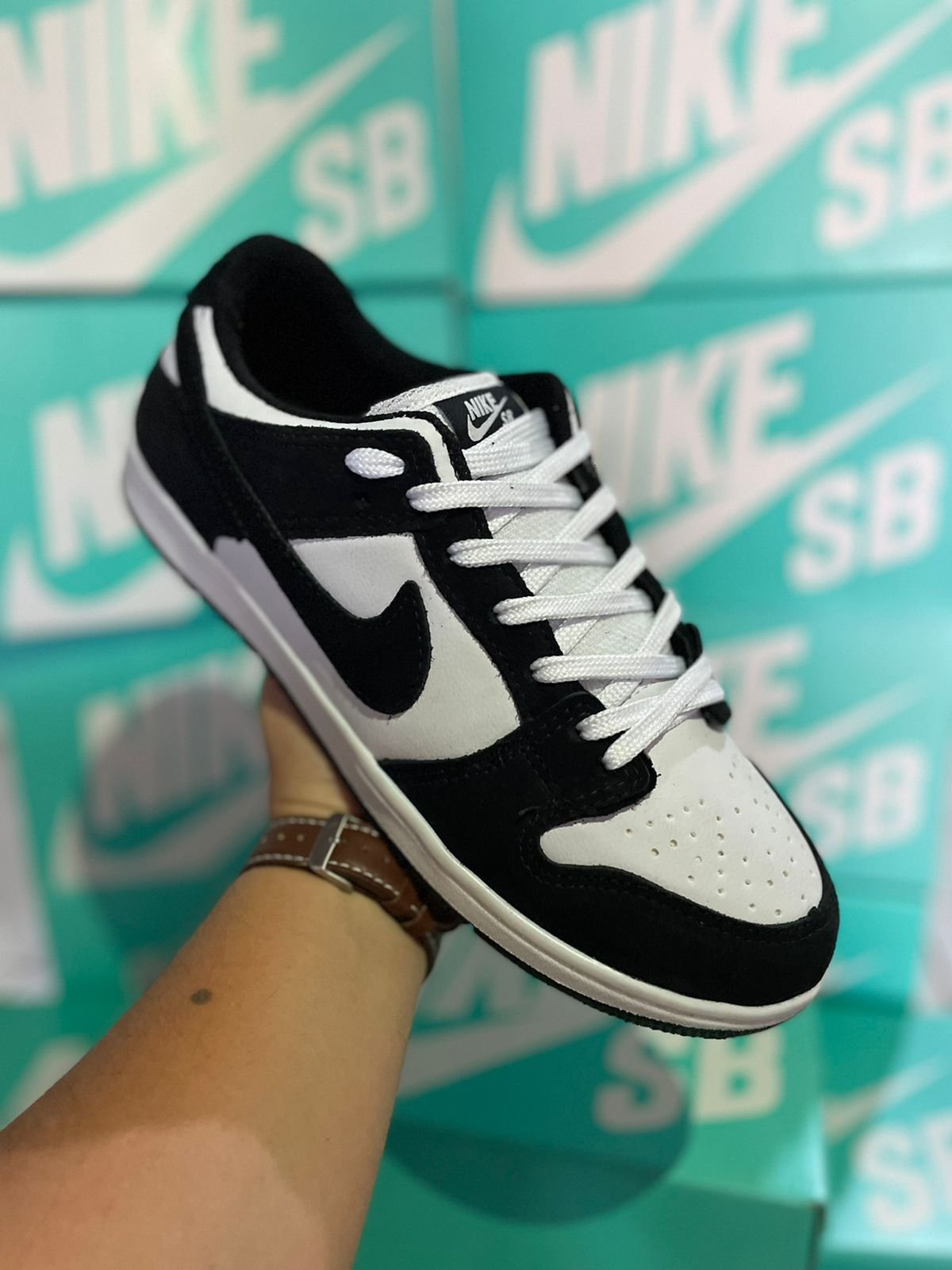 Tênis Dunk Low SB Masculino Nike Preto/Branco