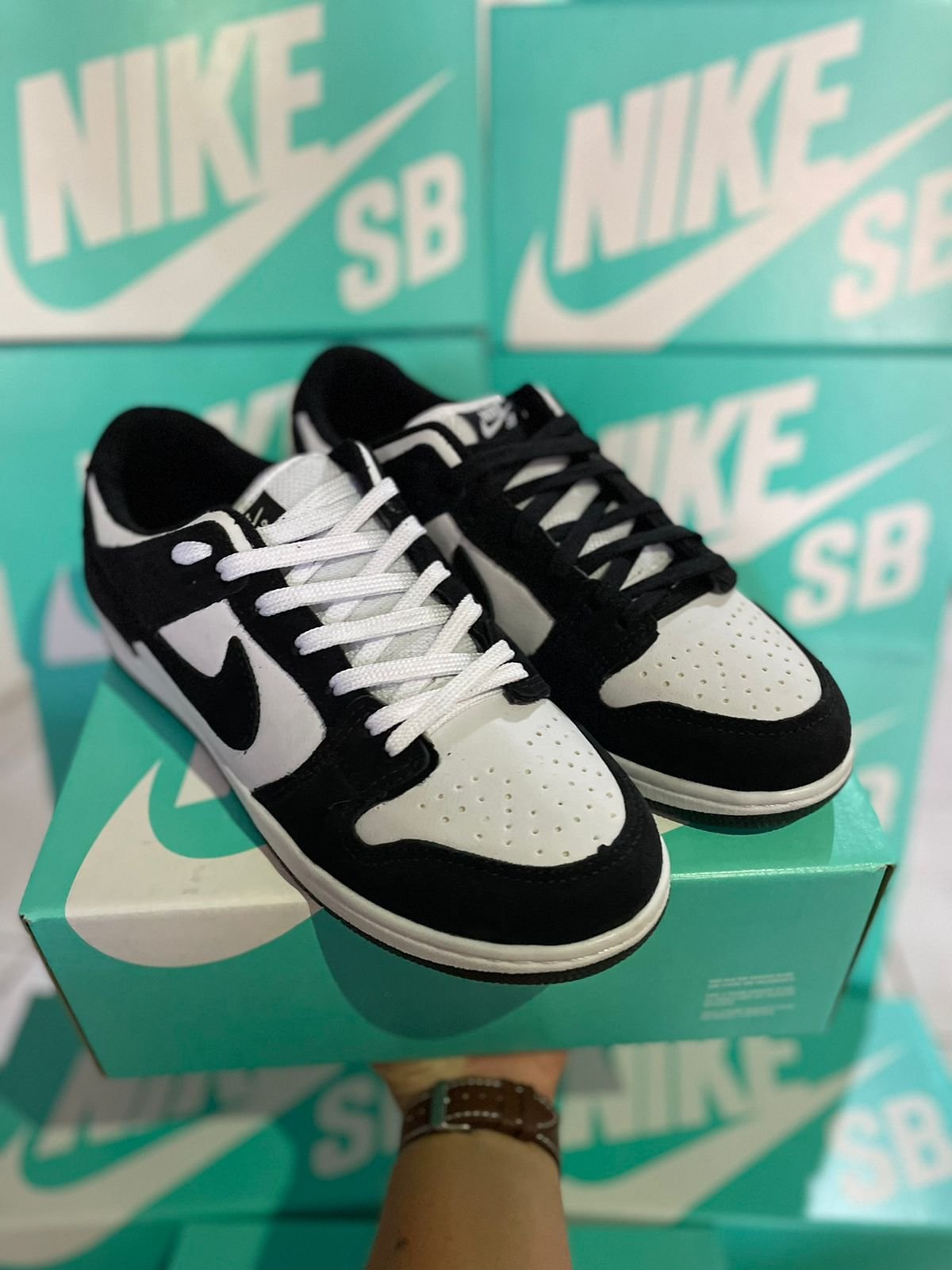 Tênis Dunk Low SB Masculino Nike Preto/Branco - Image 2